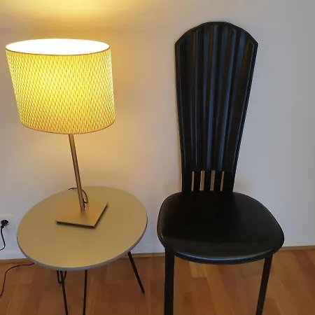 Spacieux Et Calme, Style Parisien, Toutes Commodites, Ideal Pour Un Sejour Authentique *