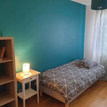 Apartment Spacieux Et Calme, Style Parisien, Toutes Commodites, Ideal Pour Un Sejour Authentique *