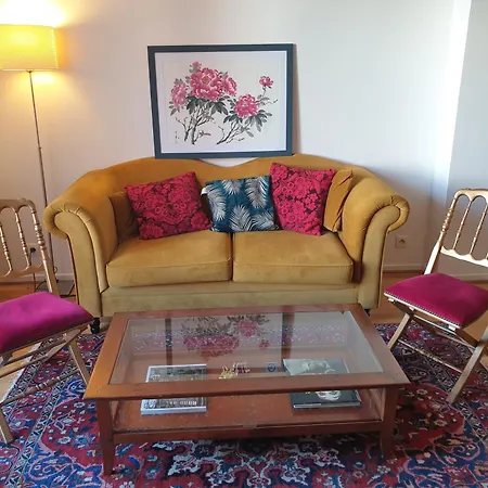 Apartment Spacieux Et Calme, Style Parisien, Toutes Commodites, Ideal Pour Un Sejour Authentique *
